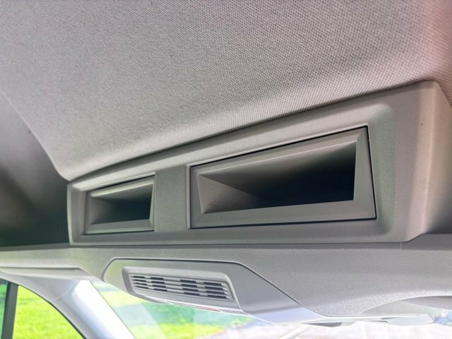 Volkswagen Campervan 2L Startline White #50