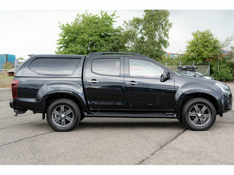Isuzu D-Max Td Blade Black #6