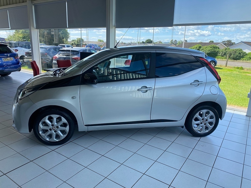 Toyota Aygo Vvt-i X-trend Silver #4