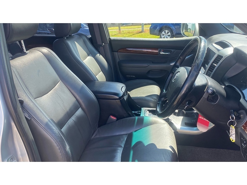 Toyota Land Cruiser 4.2 Td Black #11