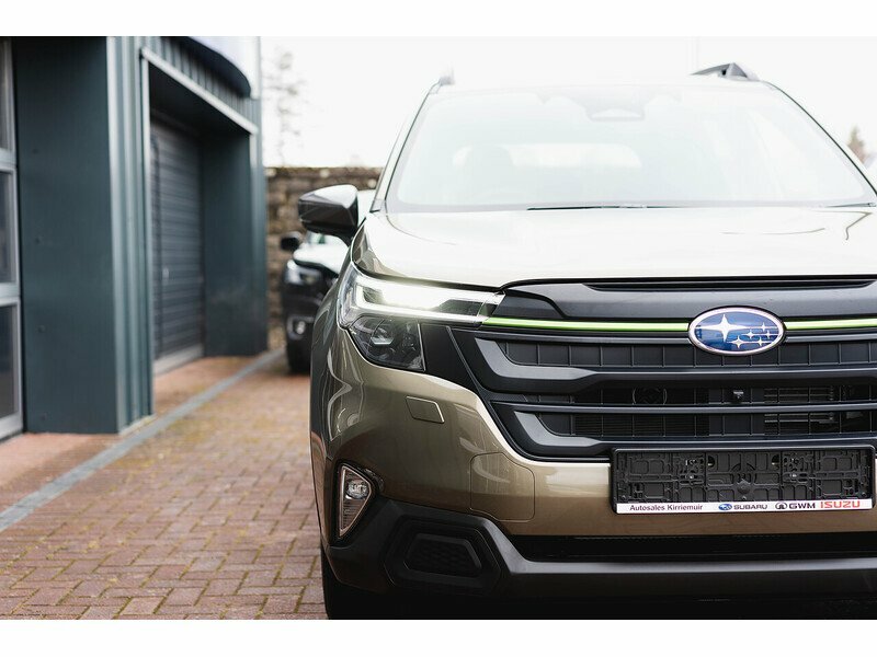 Subaru Forester E-boxer Xe Premium Gold #11
