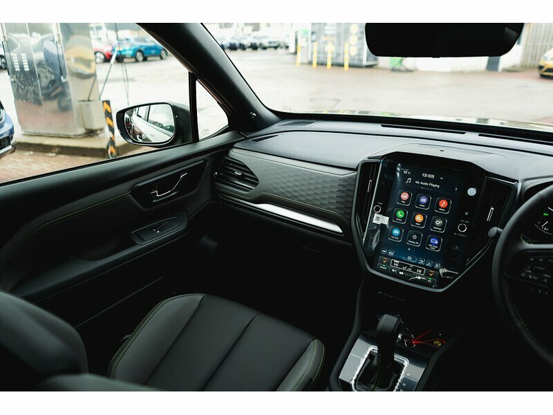 Subaru Forester E-boxer Xe Premium Gold #28