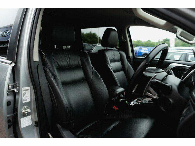 Mitsubishi Shogun Sport Di-d 4 - 2021 21 Silver #2