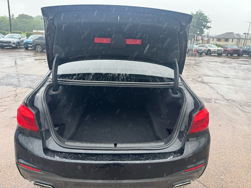 BMW 5 Series Saloon Grey #11