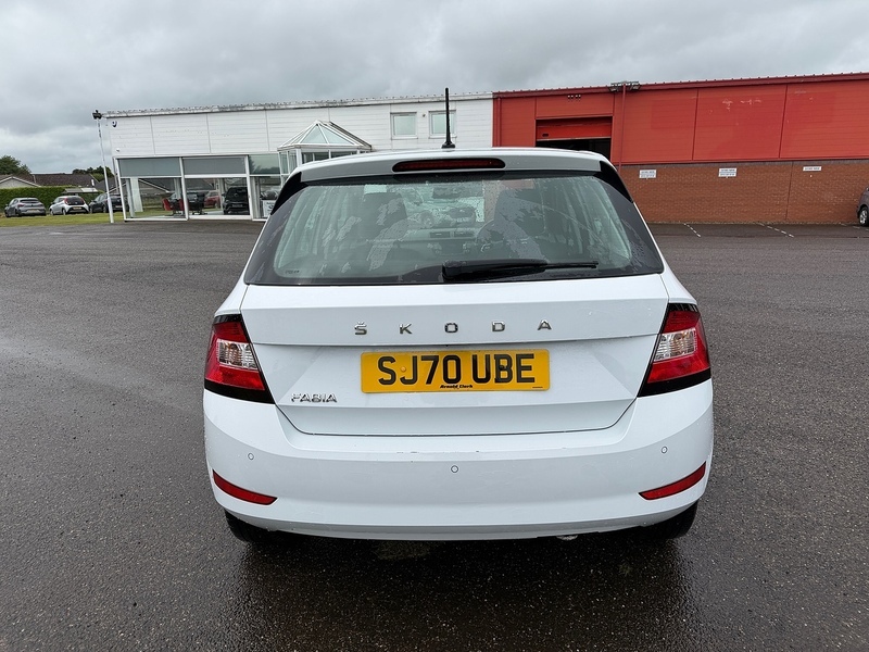 Skoda Fabia Se White #6