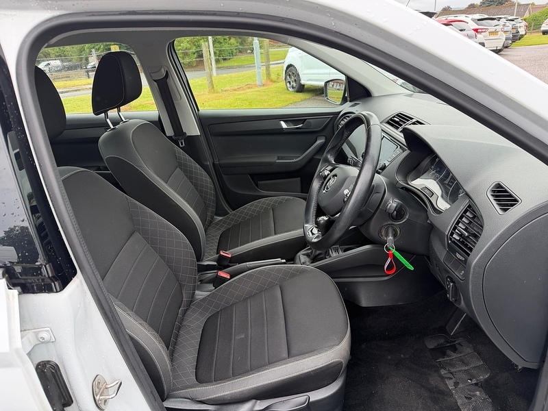 Skoda Fabia Se White #2