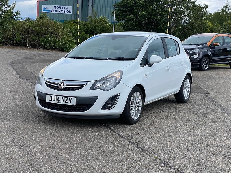 Vauxhall Corsa Se White