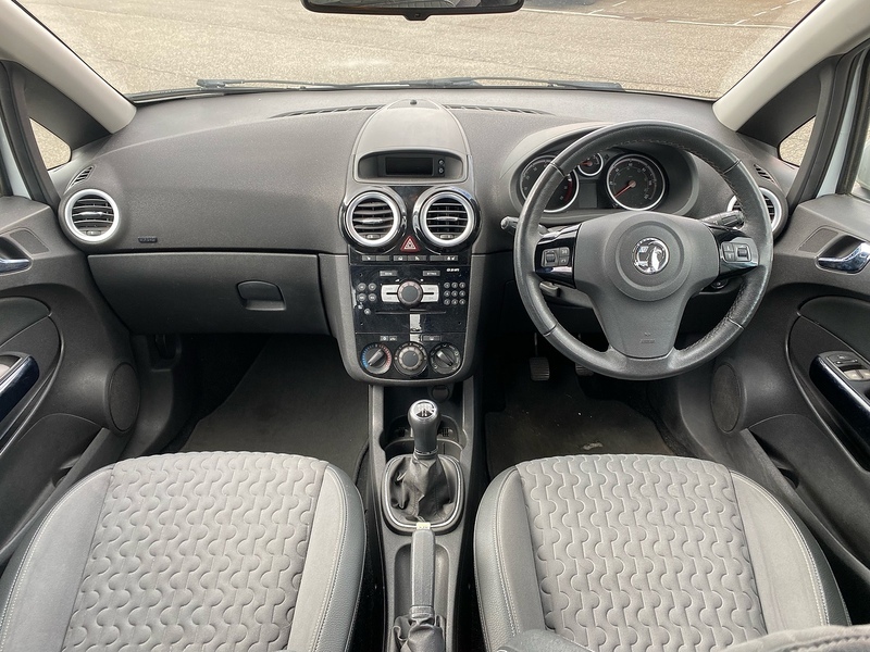 Vauxhall Corsa Se White #3