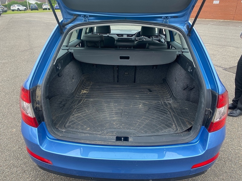 Skoda Octavia 2.0 Tdi Elegance Euro 5 Ss Silver #14