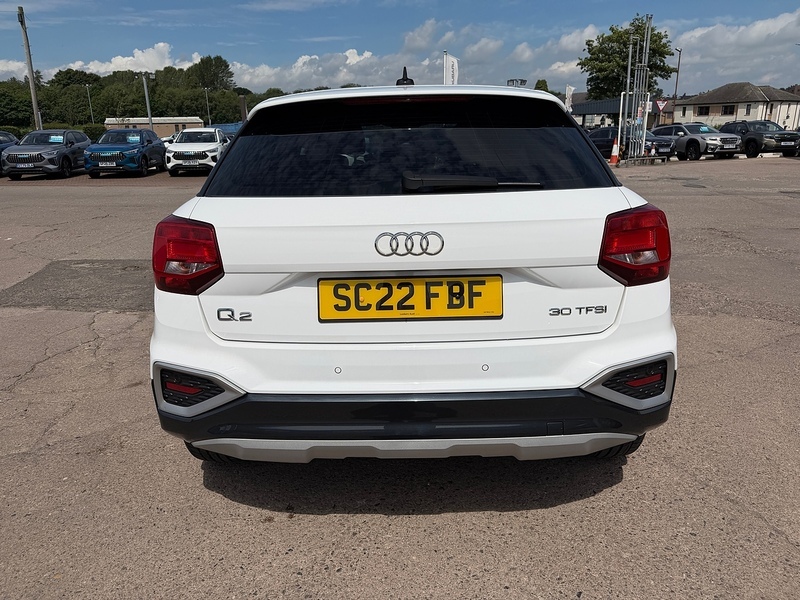 Audi Q2 Tfsi Sport White #4