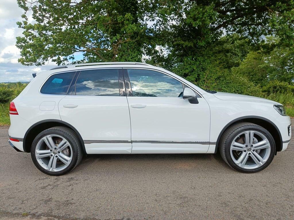Volkswagen Touareg 3.0 Tdi V6 R-line Plus Tiptronic 4Wd Euro 6 S S White #5