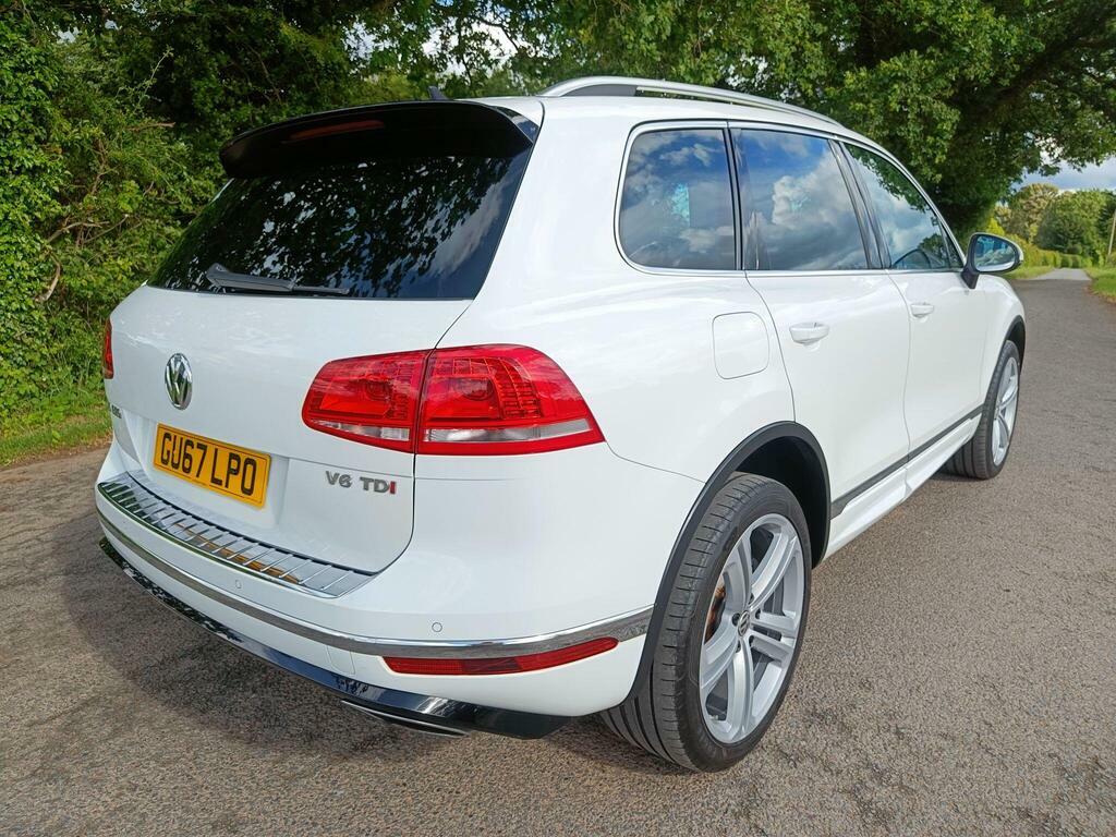 Volkswagen Touareg 3.0 Tdi V6 R-line Plus Tiptronic 4Wd Euro 6 S S White #4
