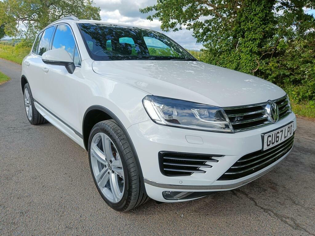 Volkswagen Touareg 3.0 Tdi V6 R-line Plus Tiptronic 4Wd Euro 6 S S White #3