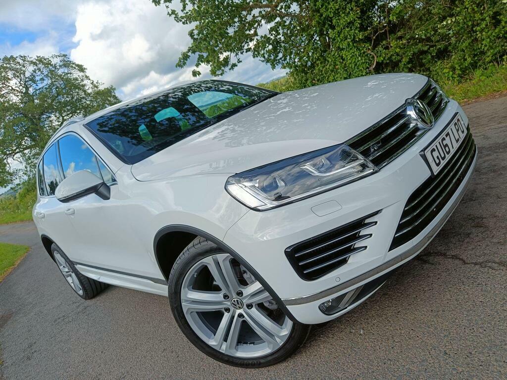 Volkswagen Touareg 3.0 Tdi V6 R-line Plus Tiptronic 4Wd Euro 6 S S White