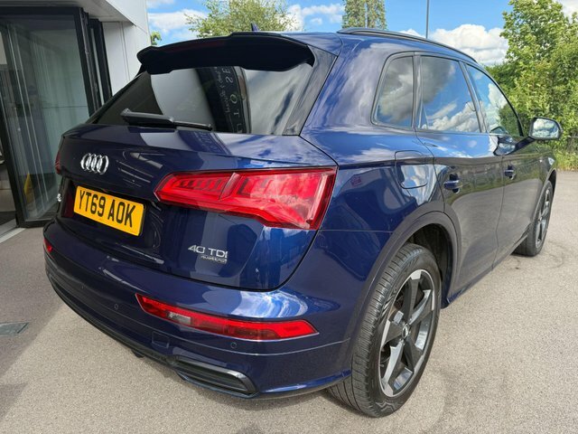 Audi Q5 Tdi 40 Black Edition YT69AOK Blue #3