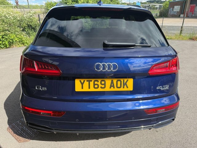 Audi Q5 Tdi 40 Black Edition YT69AOK Blue #5