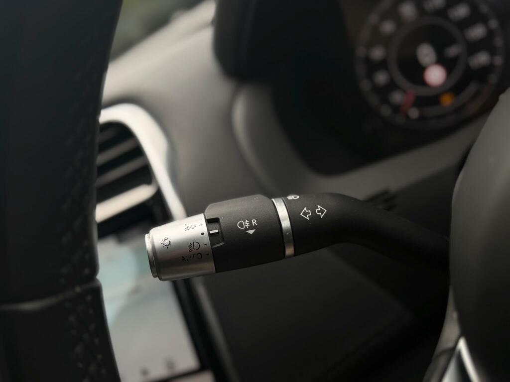 Jaguar XE R-dynamic S Red #7