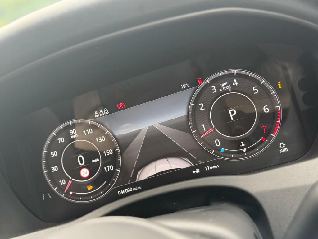 Jaguar XE Hse Red #3