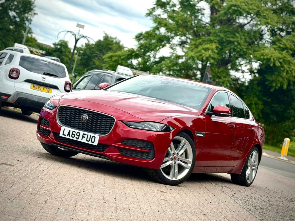 Jaguar XE Hse Red #4