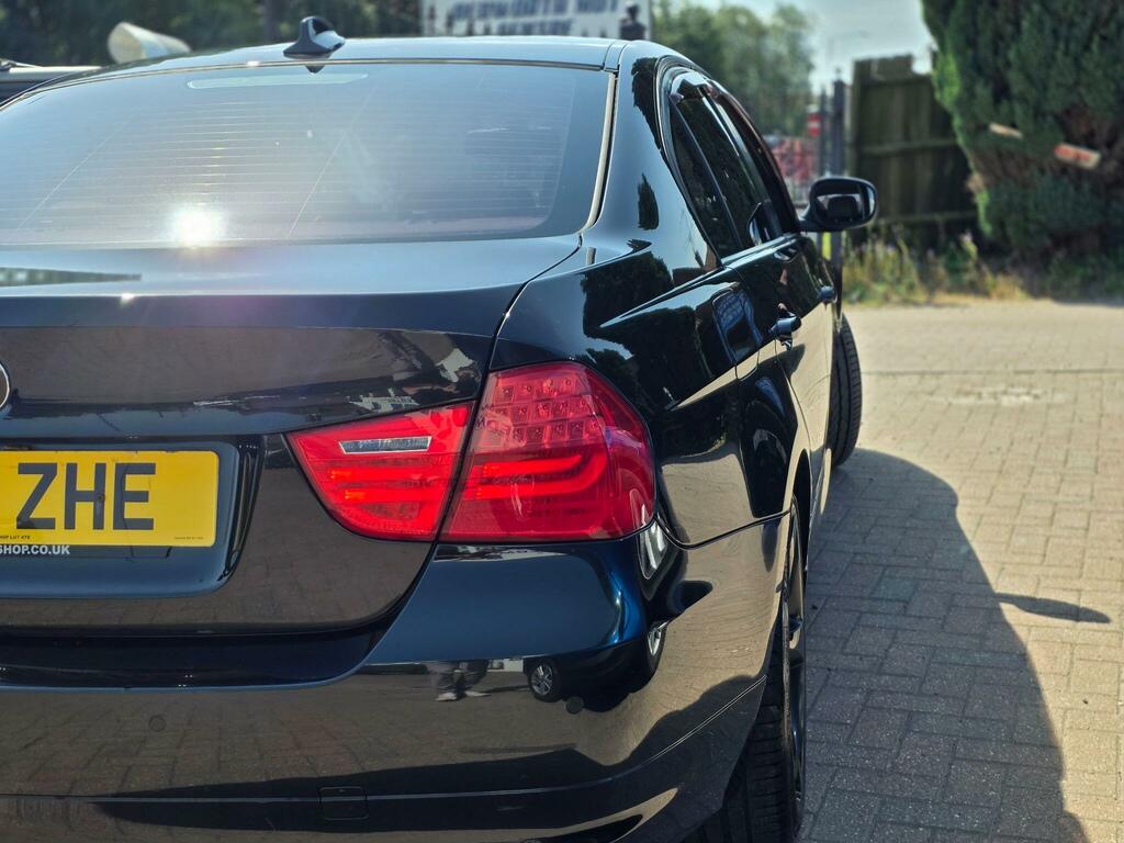 BMW 3 Series Efficientdynamics Black #5