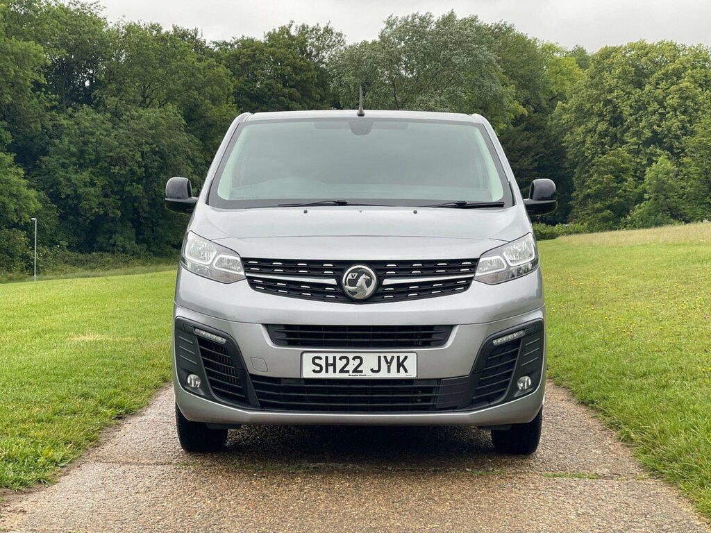 Vauxhall Vivaro 2.0 Turbo D 3100 Sportive L2 H1 Euro 6 Ss 6Dr Grey