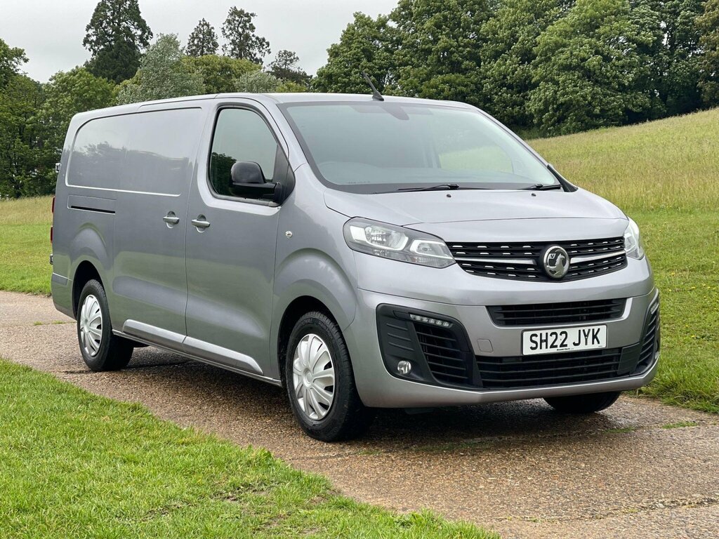 Vauxhall Vivaro 2.0 Turbo D 3100 Sportive L2 H1 Euro 6 Ss 6Dr Grey #2