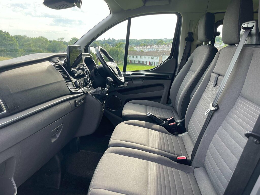 Ford Tourneo Custom 2L Titanium Red #21