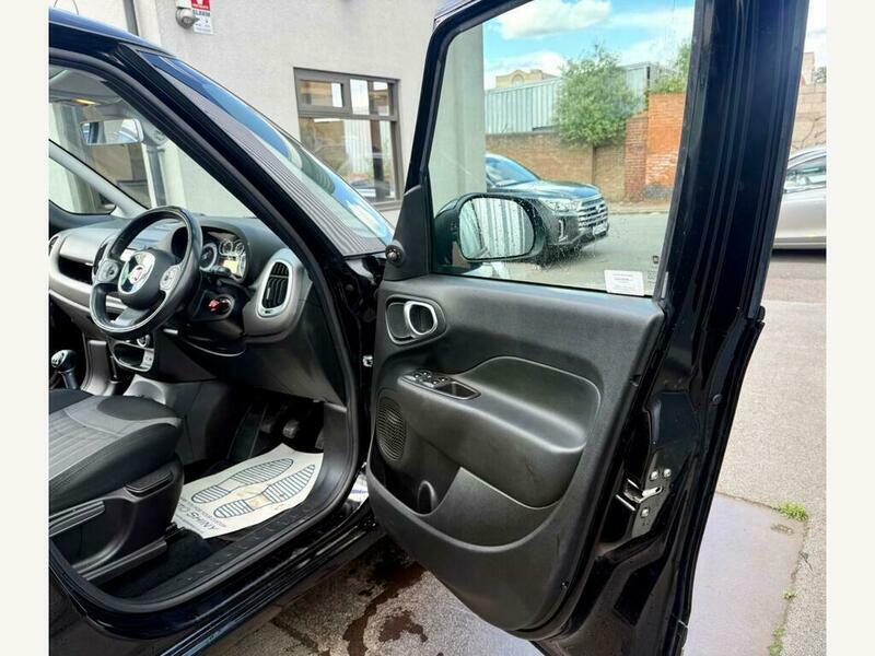 Fiat 500L Multijet Lounge Black #5