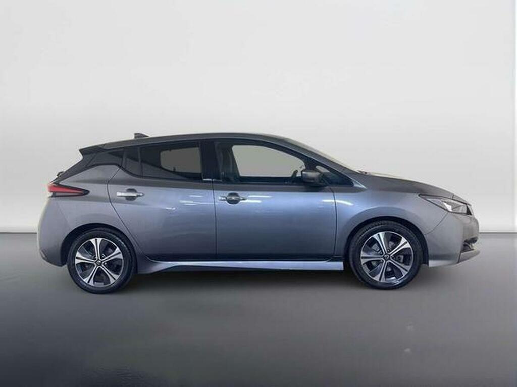 Nissan Leaf Hatchback Grey