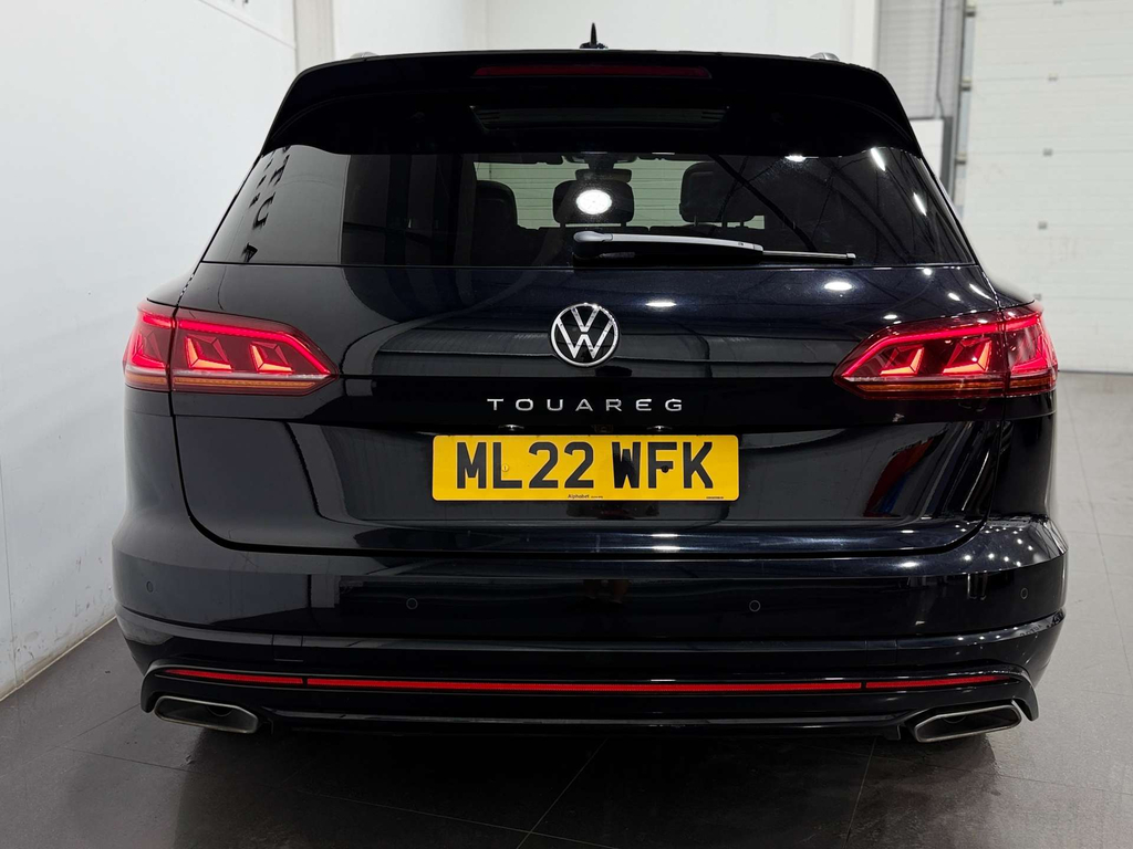 Volkswagen Touareg 3 L V6 Black Edition Tsi 4Wd #6