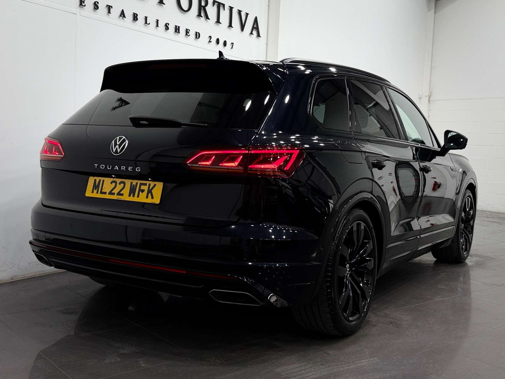 Volkswagen Touareg 3 L V6 Black Edition Tsi 4Wd #3