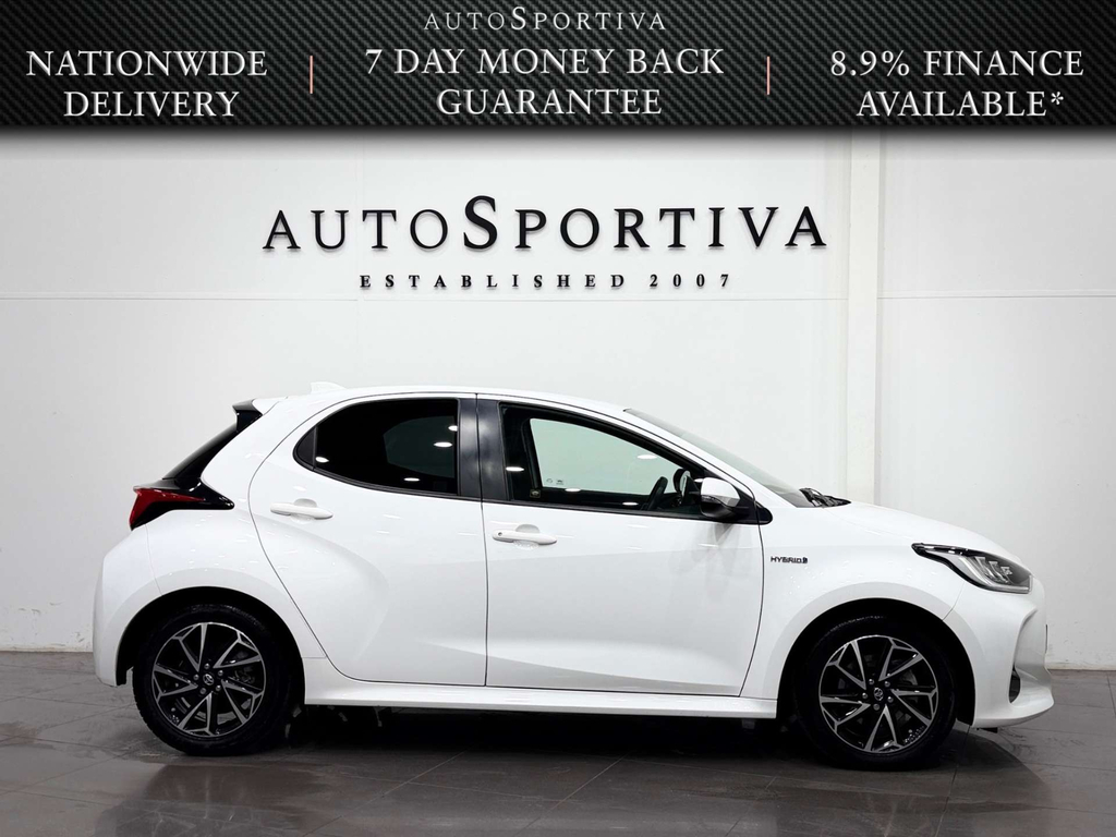 Toyota Yaris 1.5 L Design Hev Cvt GV21FNL #3