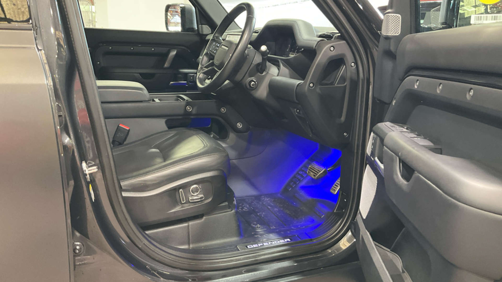 Land Rover Defender 3 L Outbound D Mhev 4Wd  #2