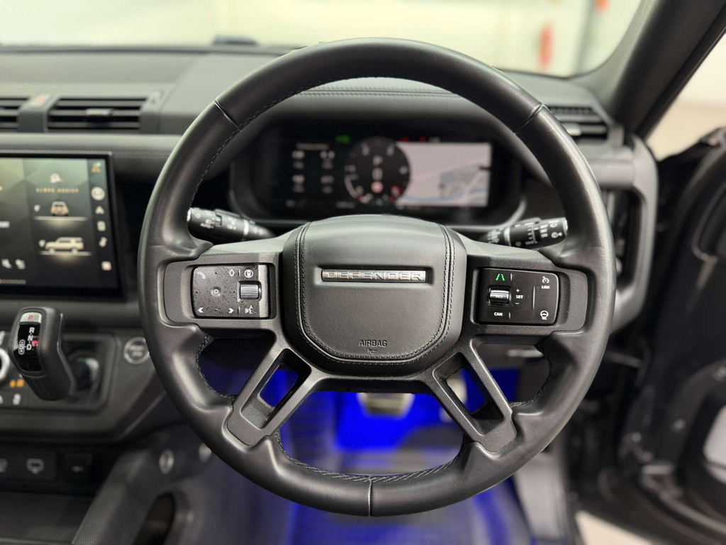Land Rover Defender #20