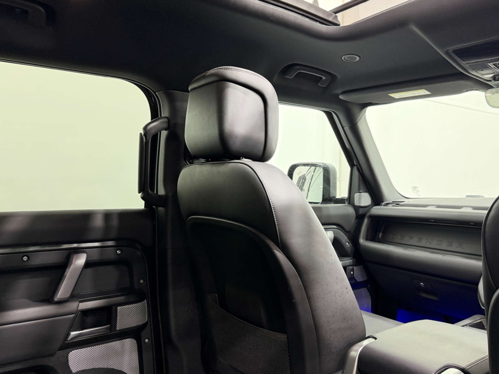 Land Rover Defender #15