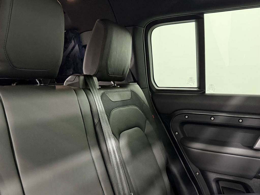 Land Rover Defender #14