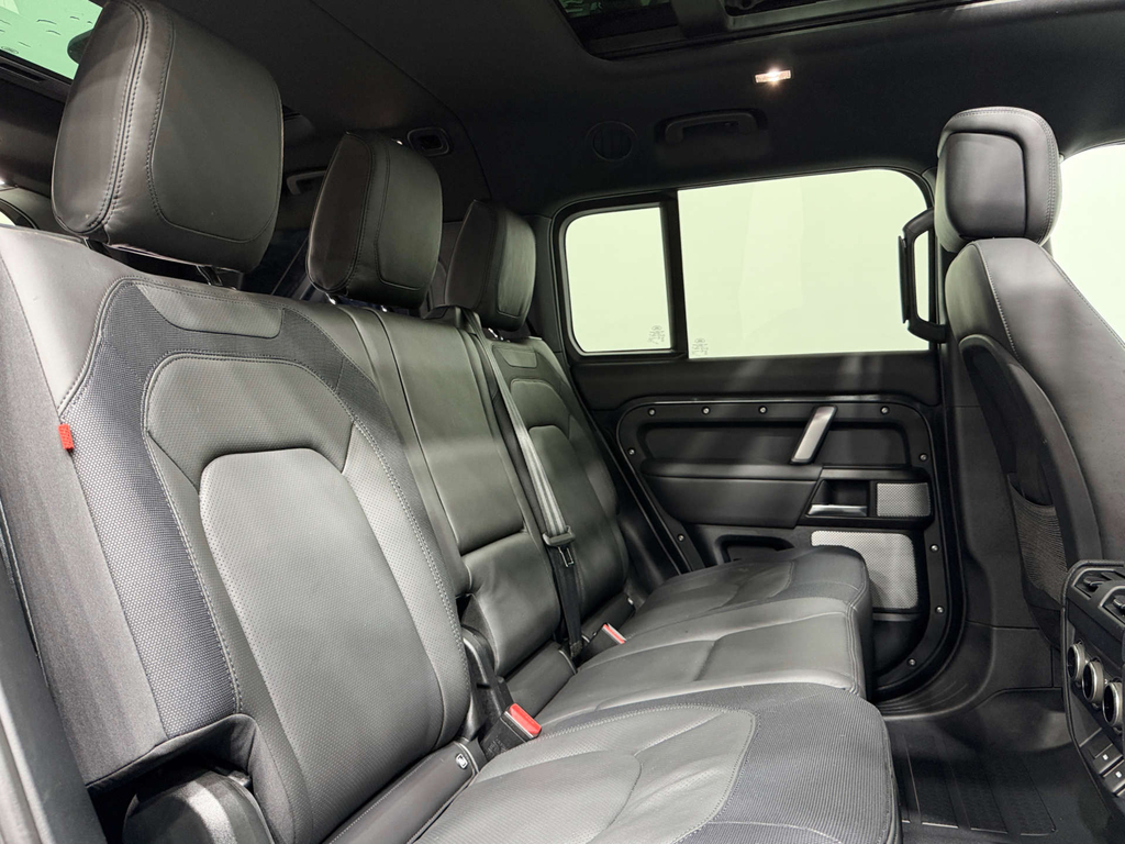 Land Rover Defender #13