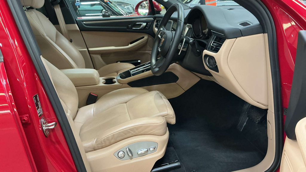 Porsche Macan 2 L 4Wd  #2
