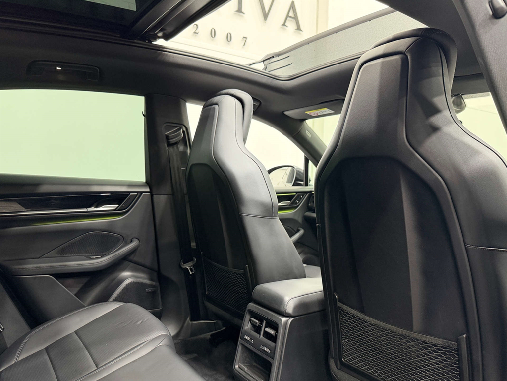 Porsche Macan 100Kwh 4 4Wd Green #15