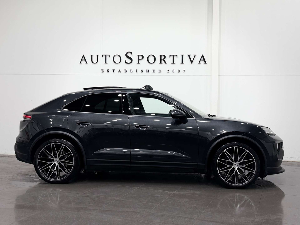 Porsche Macan 100Kwh 4 4Wd Green #6