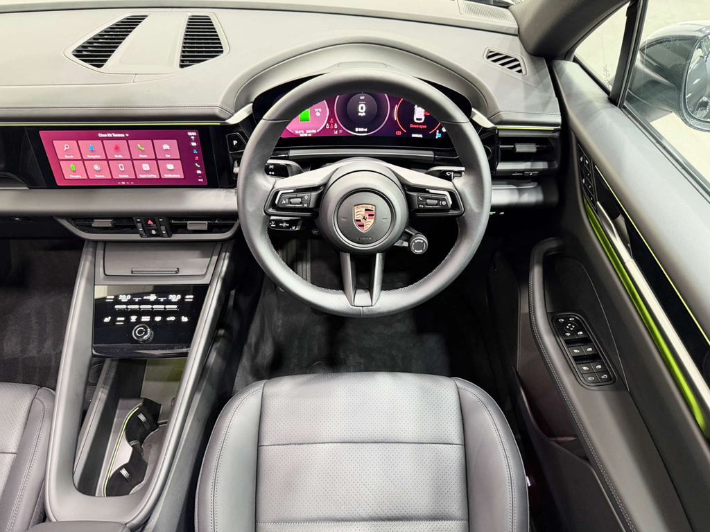 Porsche Macan 100Kwh 4 4Wd Green #19