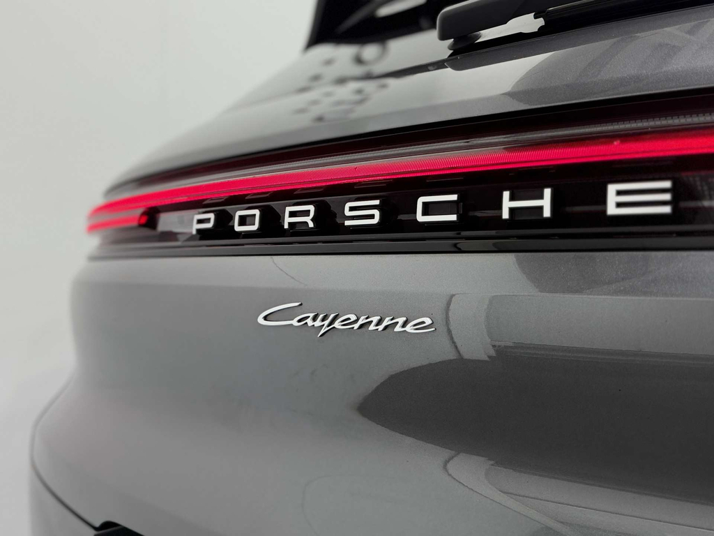Porsche Cayenne Tiptronic S Silver #20