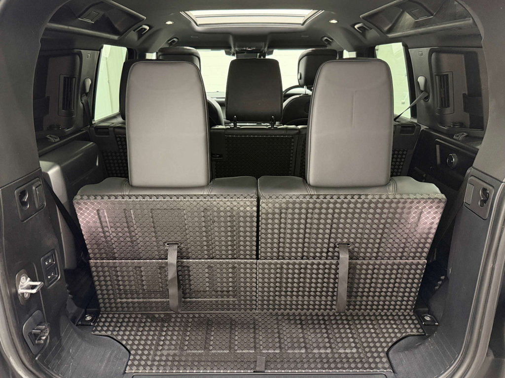 Land Rover Defender X-dynamic Hse Red #23