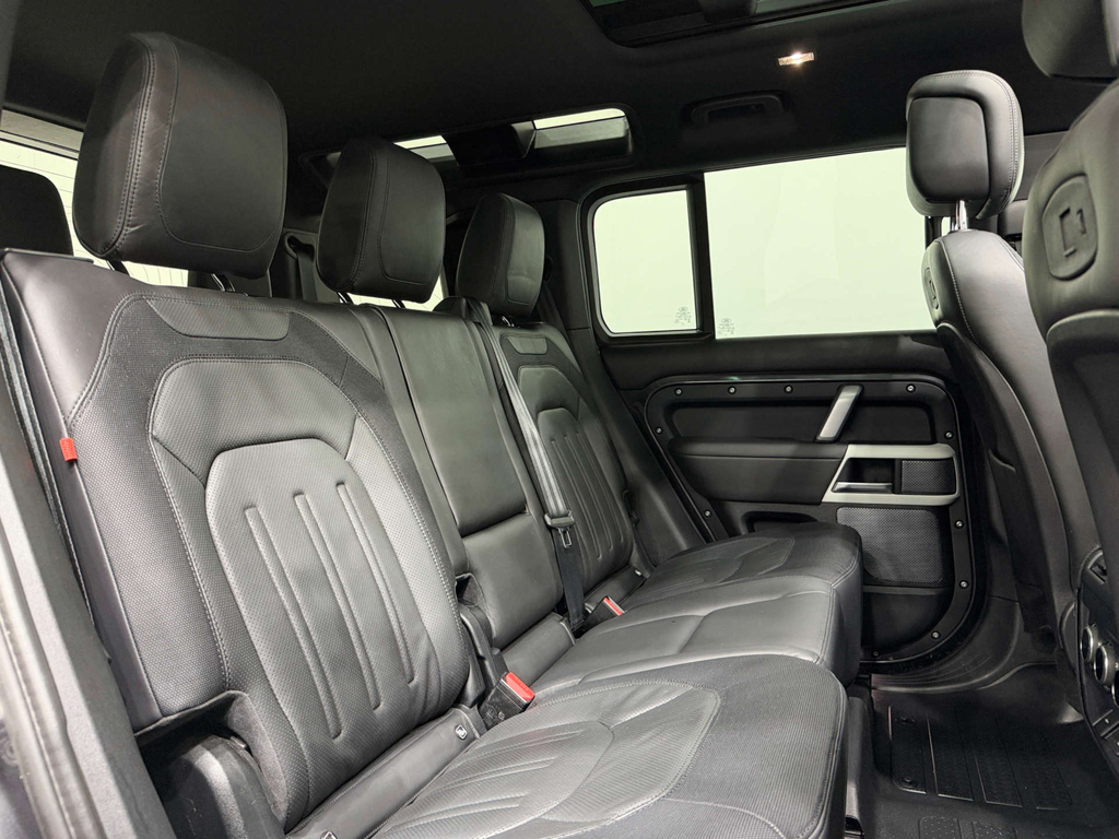 Land Rover Defender X-dynamic Hse Red #13