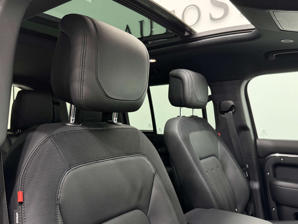 Land Rover Defender X-dynamic Hse Red #34