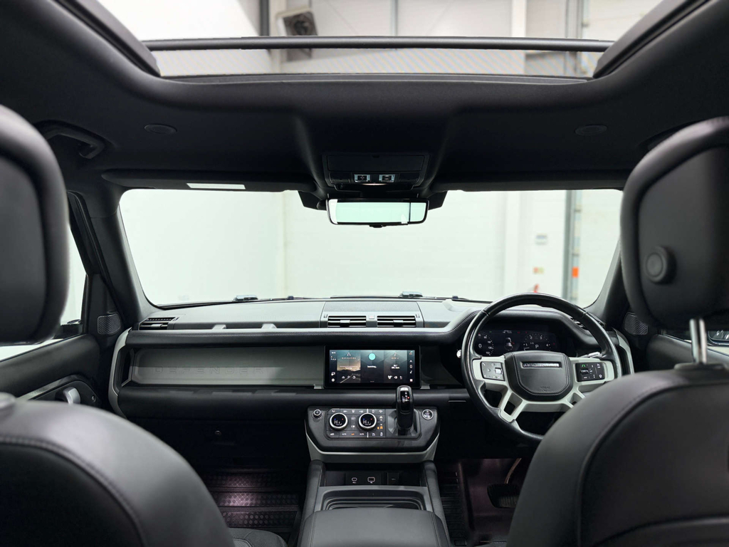 Land Rover Defender X-dynamic Hse Red #15