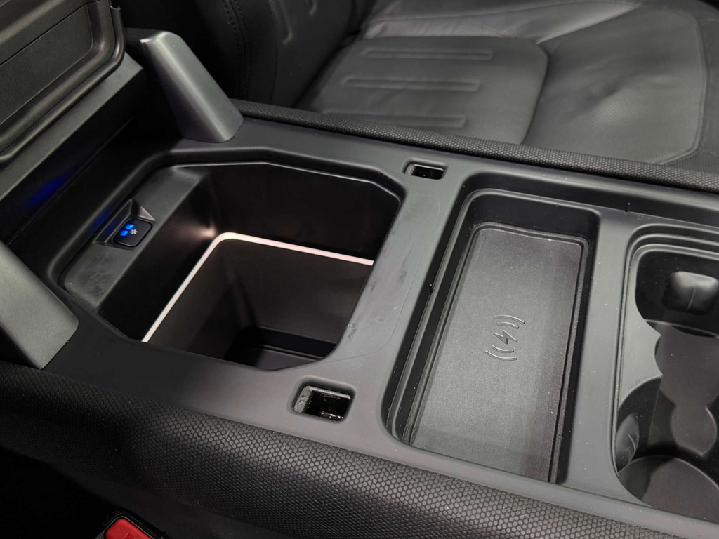 Land Rover Defender X-dynamic Hse Red #33