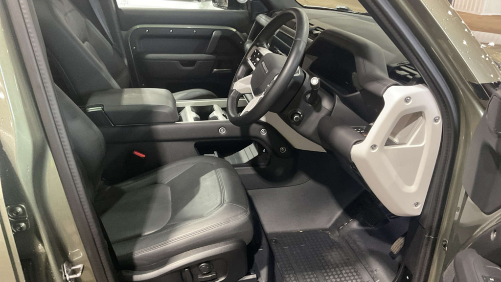 Land Rover Defender 3 L X-dynamic Hse D Mhev 4Wd #2