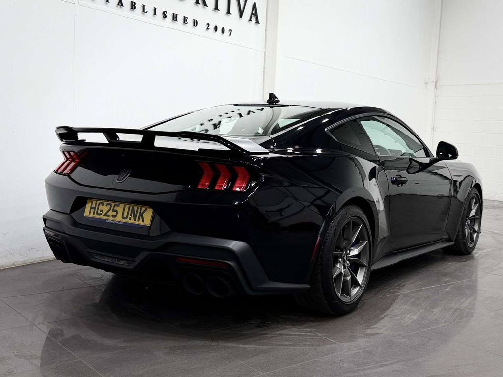Ford Mustang 5 L Dark Horse HG25UNK #4