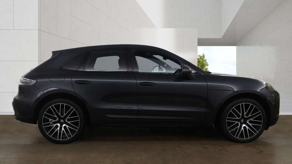 Porsche Macan 2 L T 4Wd #2